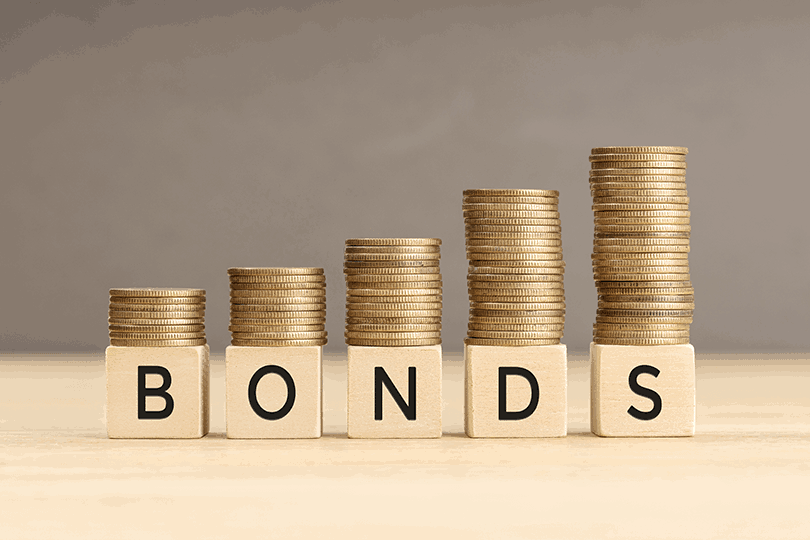 Issuing a Bond vs. Taking a Bank Loan: Advantages & Disadvantages